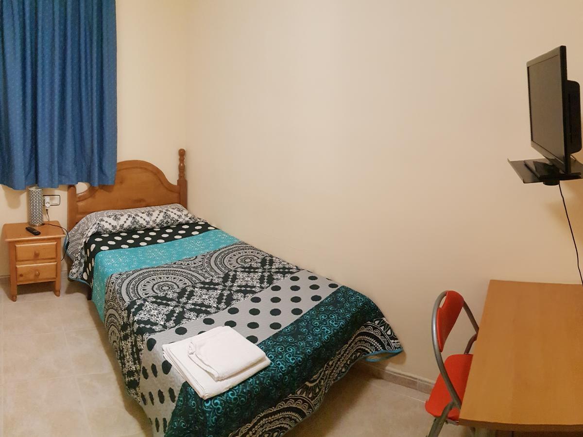 تيرويل Hostal El Busto المظهر الخارجي الصورة